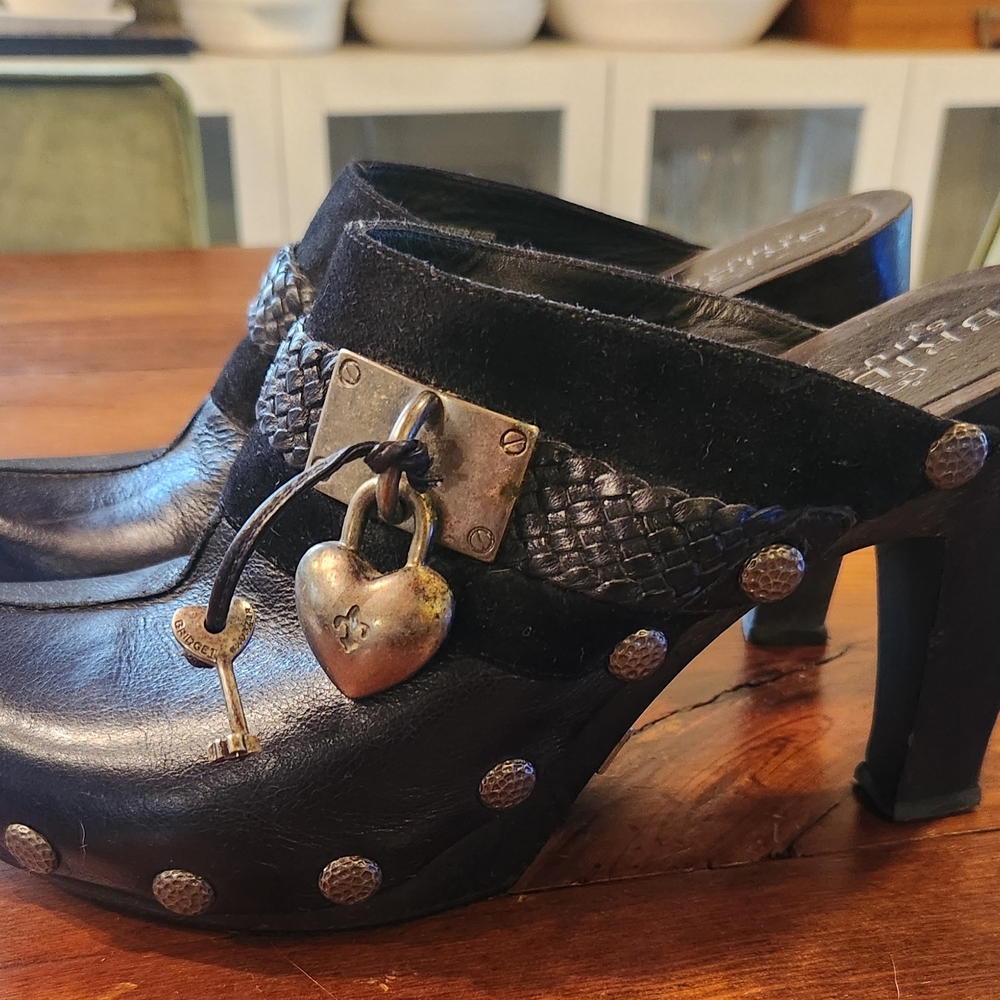 Chic Black Leather Mules with Heart Charm